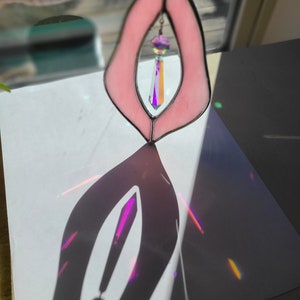 Vulva de cristal, algodón de azúcar, atrapasol de vidrio coloreado, Yoni, 6,25 pulgadas × 3,25 pulgadas imagen 8