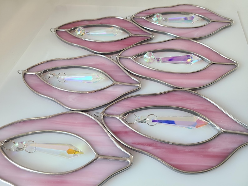 Vulva de cristal, algodón de azúcar, atrapasol de vidrio coloreado, Yoni, 6,25 pulgadas × 3,25 pulgadas imagen 6