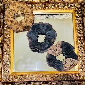 Denim GG Scrunchie with Gold Logo Gucci Denim GG Scrunchie - Blue Hair Accessories  main image 4