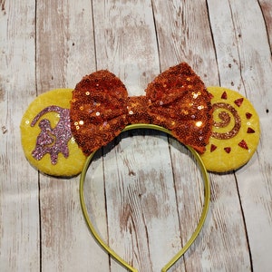 Lio n Kin g Minnie Ears Headband