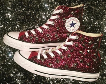 ladies burgundy converse