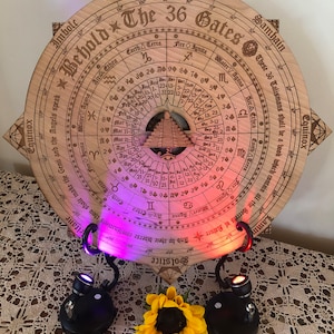 Astrologische Wanduhr für jedes Jahr, natürlicher Kalender der kosmischen Kartomantie, ägyptisches Astrologie-Rad-Tierkreis-Raumdekor, Dekan-Holzwandkunst
