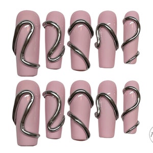 Press on nails, designer press on nails, nails press on, false nails, 3d chrome nails, chrome nails, 3d nails, silver chrome nails