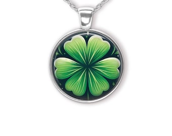 Clover Pendant Necklace
