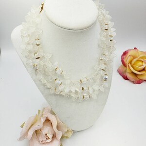 Vintage White Floral Beaded Necklace w/ Gold Accents 50s/60s Mid-Century Pretty