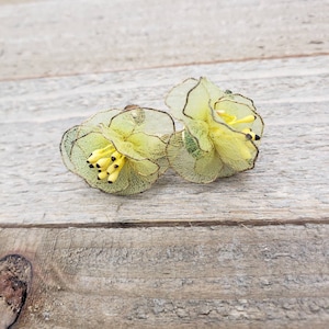 Vintage Yellow Floral Screwback Earrings | Delicate Daffodils in a Pretty Yellow Color | 50s or 60s Mid-Century Jewelry | Handcrafted