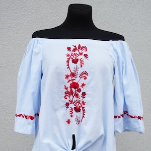 Women&#39;s summer open shoulder M blouse, embroidered cotton blouse, wrinkled cotton shirt, short sleeves blouse, Vintage women top