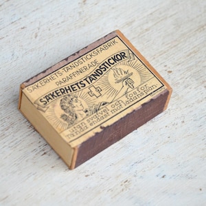 Vintage Match Box Label - SAKERHETS-TANDSTICKOR. Antique German Matchbox. Vintage advertising collectibles Matchbox. Old matchbox graphics.