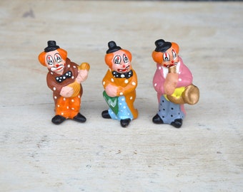 Set 3 Figuras de Payasos de Cerámica Vintage. Pequeños Payasos Coleccionables de Terracota. Coleccionable jugando a los payasos. Figuras de payaso de circo vintage