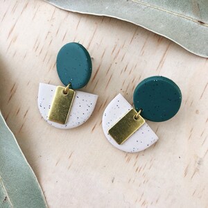 LOLA Earrings Eucalyptus Green & Speckled Sand. image 1