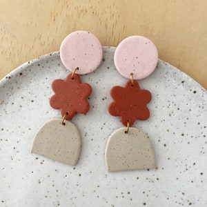 BLOOM Earrings Speckled Soft Pink, Terracotta & Sand Colourway. image 1