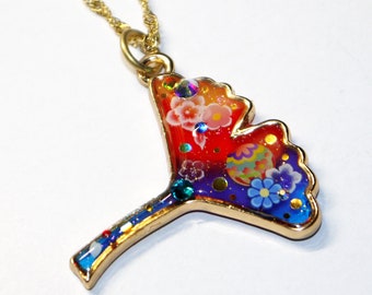 Collier feuille, ginko, collier en résine, collier pendentif, collier modèle unique, collier japonais, collier kawaii, collier swarovski