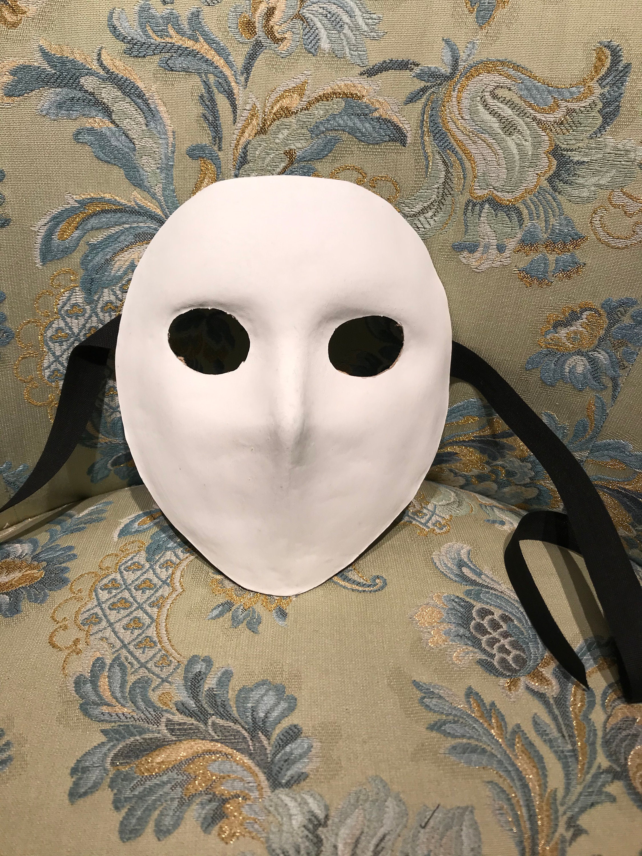 White Papier-mâché full face mask