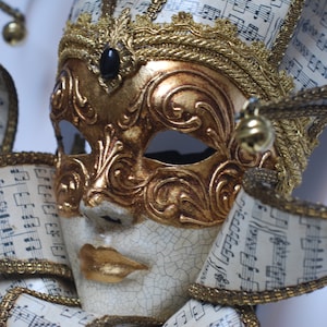 Jester Mask with Music Collar - Full Face Venetian Mask Gold and White -  Home Decor Jester, Interior Design Mask F35