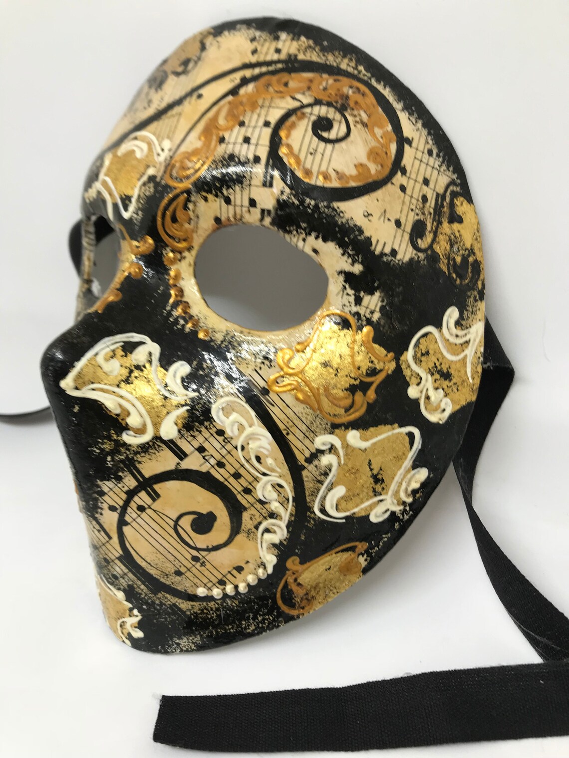 Moretta Maskvenitian Mask - Etsy