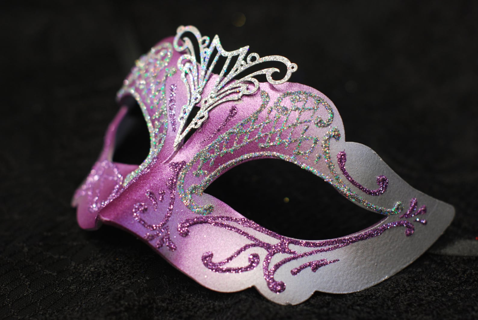 Маски новогодние карнавальные. Девочка в маске. Маски новогодние карнавальные. Карнавальная маска для девочки. Новогодние маскарадные маски.