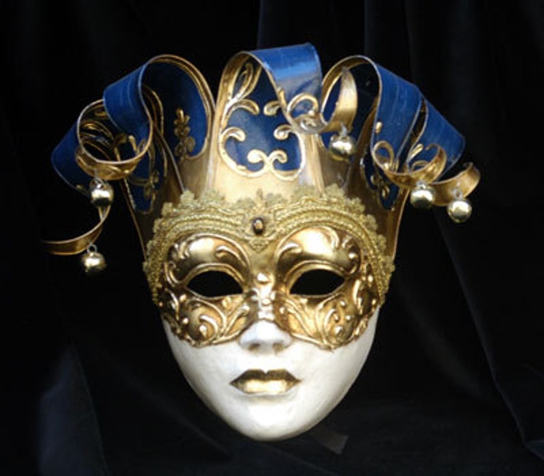 Маска f-style. Красивые маски. Венецианская маска на белом фоне. Старинный бал маскарад. Новогодний маскарад.