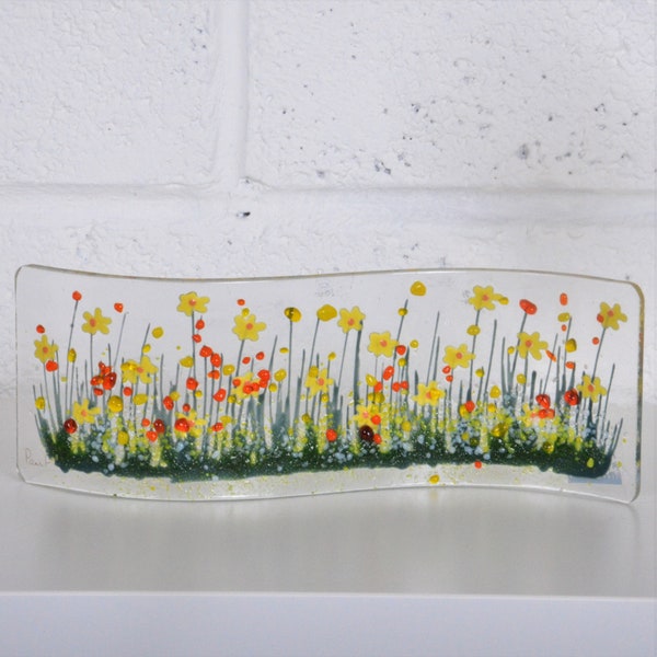 Art du verre fusionné fabriqué à la main - Vague de jonquilles, Fleurs de printemps, Fier d'être gallois, Anniversaire d'or