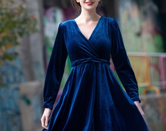 Robes en velours pour femme, robe d'hiver à manches longues, col en V, longueur aux genoux, robe en velours extensible, coupe ajustée et évasée, grande taille, R62