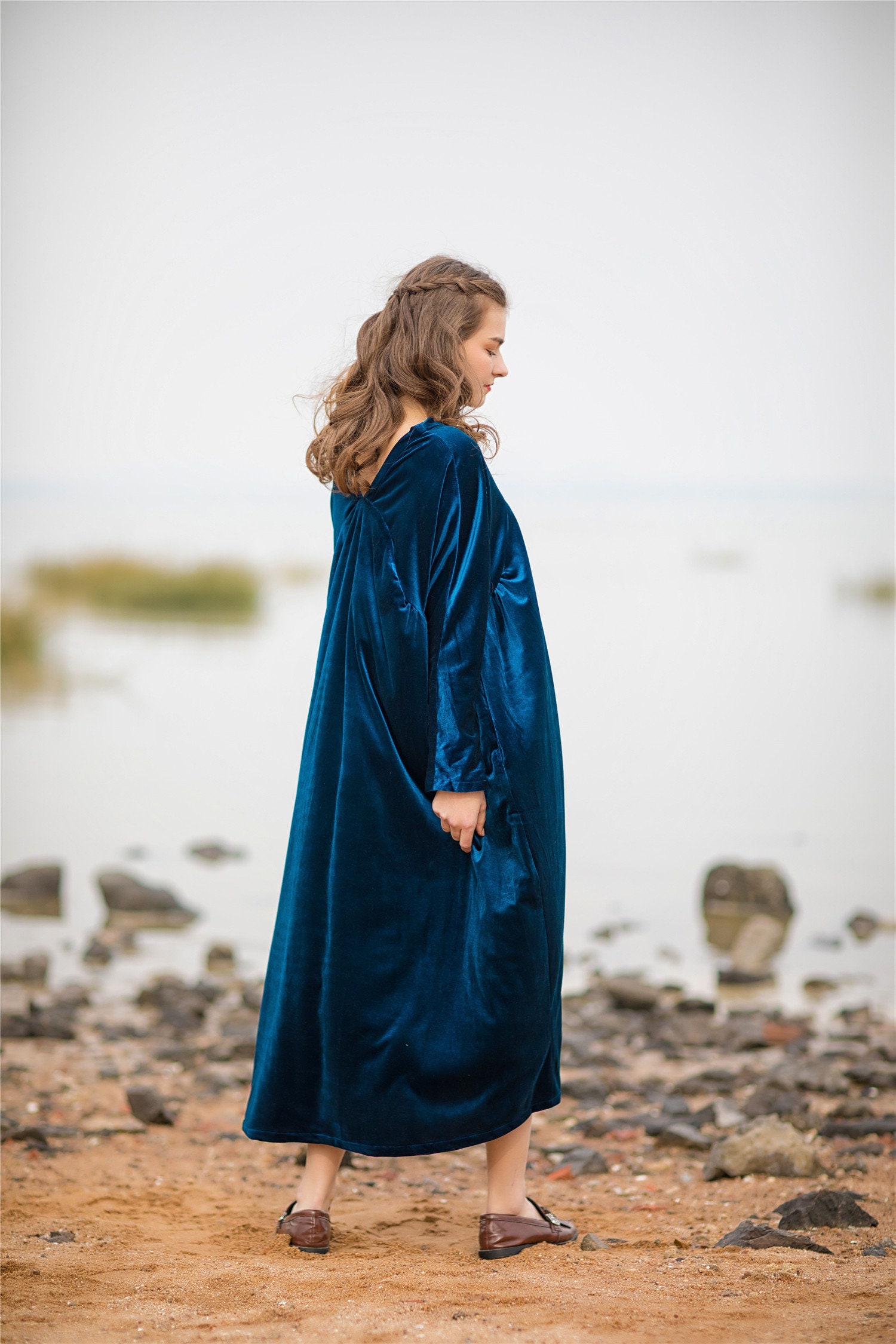 Velvet Loose Fit Waist Dress