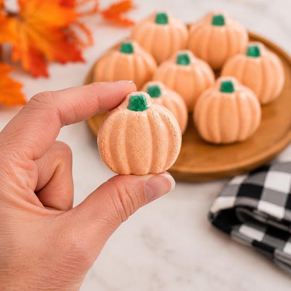 Mini bombe de bain citrouille | Cadeaux d'automne | Cadeau d'Halloween | Cadeau de mariage d'automne | Bombe de bain citrouille | Lot de 10