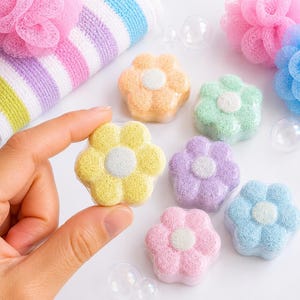 Mini Daisy Bath Bombs, Dye-Free Kids Treats with Natural Fruit Scents