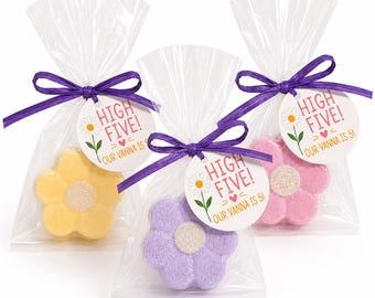 Personalized Mini Daisy Bath Bomb Party Favors | Set of 10