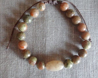 Mens bracelet, agate, red, Khaki, Brown