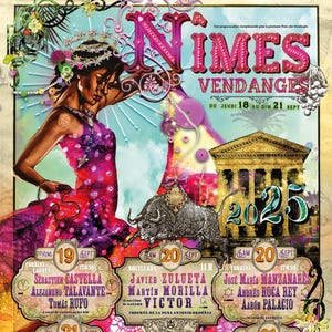 Peut inclure: Affiche colorée pour le festival Nîmes Vendanges, avec une femme en robe rose, un taureau et l'année 2025. L'affiche comprend les détails de l'événement, les dates et les noms des participants.