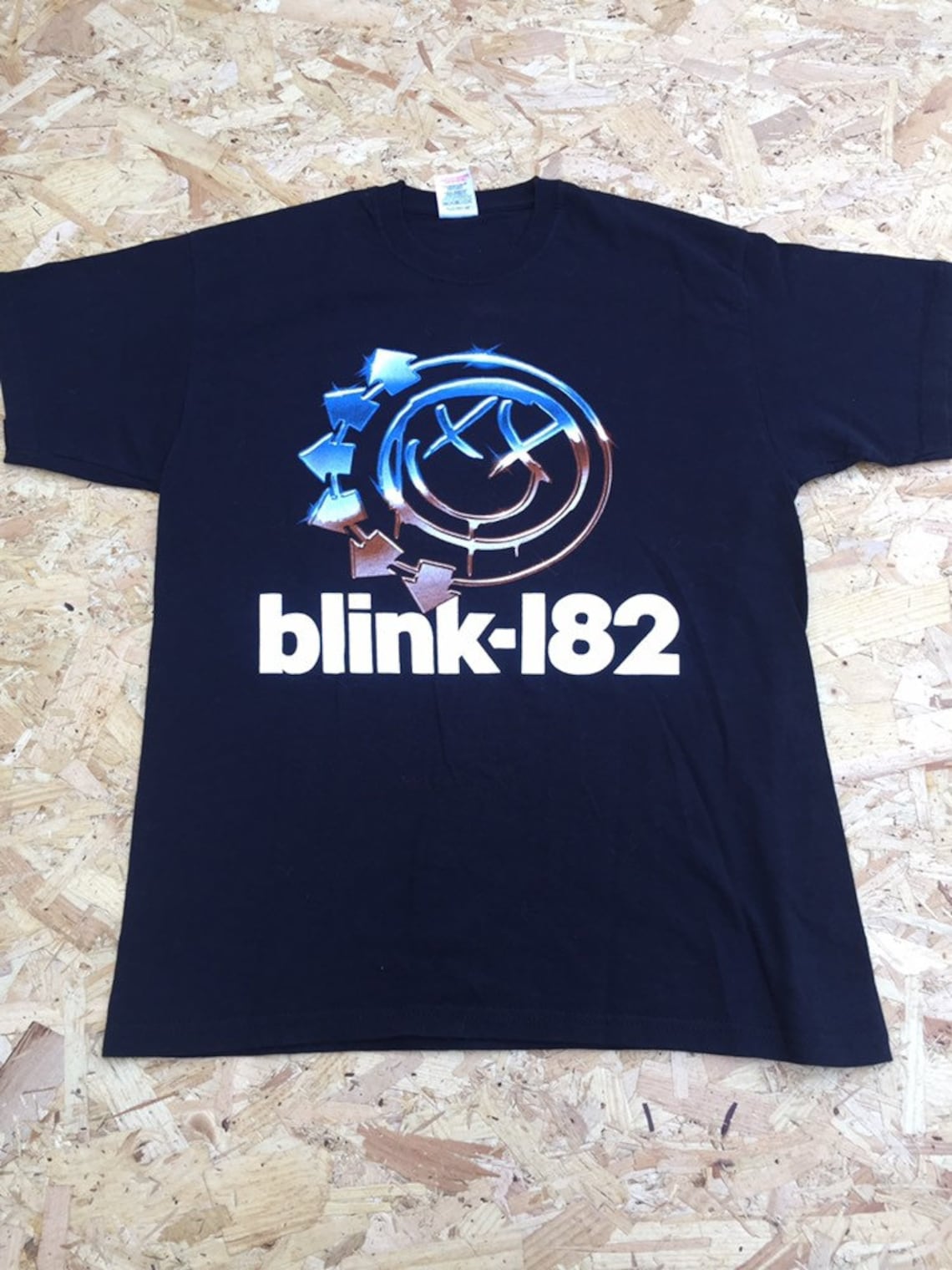 Vintage 00s Blink 182 rock band t shirt size medium printed on Etsy
