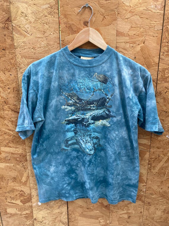 Vintage 90s Light Blue Tie Dye Alligator Crocodile Nature Scene 