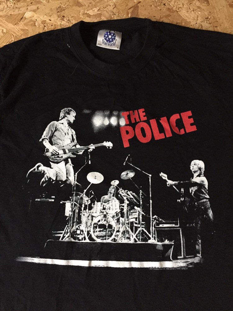 Discover Vintage 00 The Police band world tour T-Shirt
