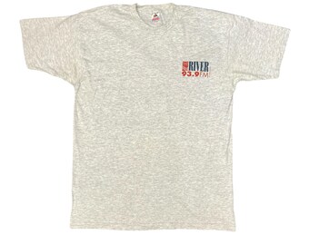 Vintage 90s the River 93.9 FM USA Broadcast Grey Single Stitch T