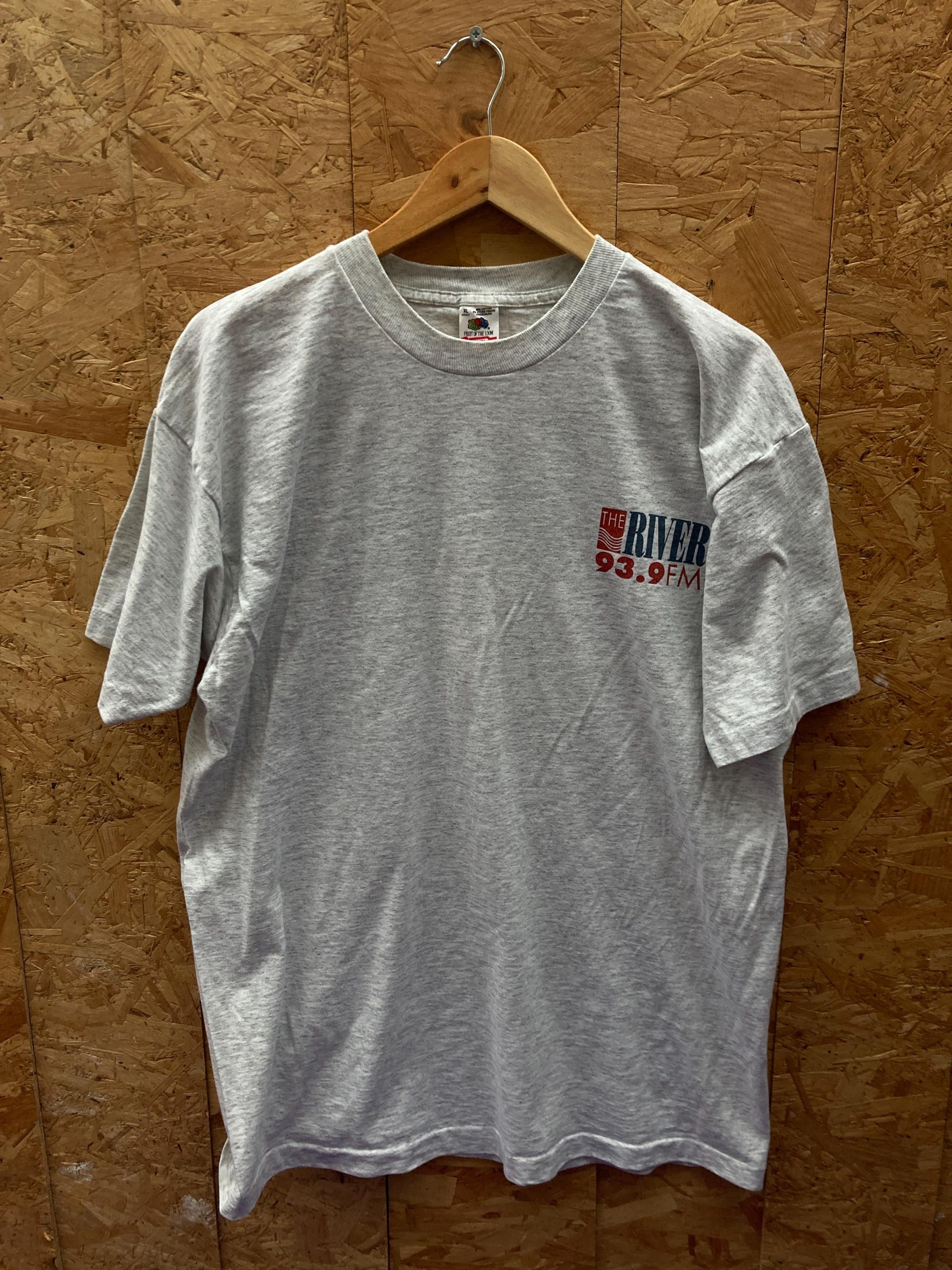 Vintage 90s the River 93.9 FM USA Broadcast Grey Single Stitch T 