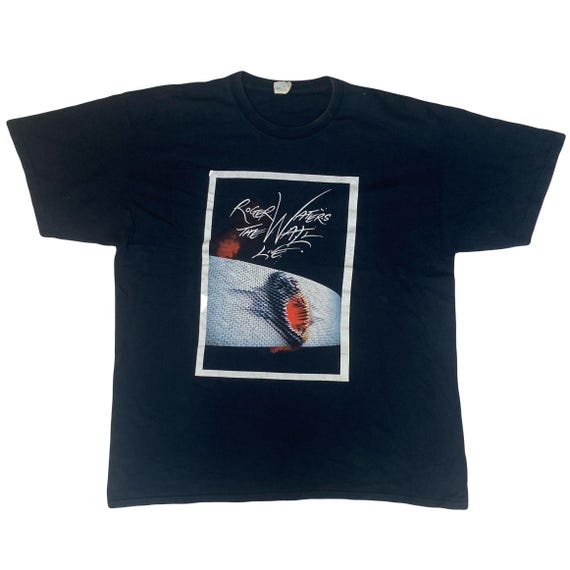 Vintage Y2K Roger Waters the Wall Live Pink Floyd Souvenir T-shirt