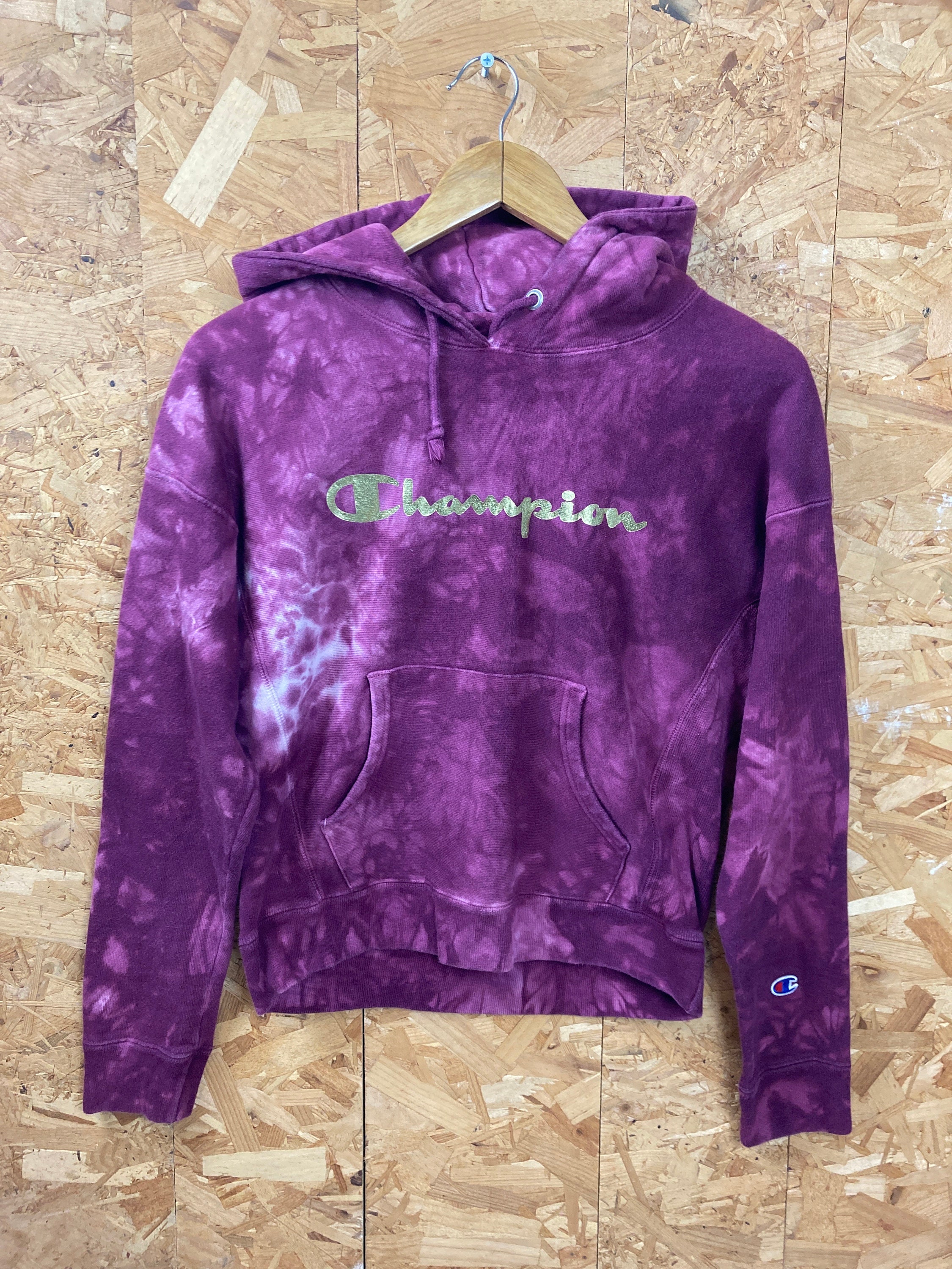 StateSideVintageUK Vintage 90s Champion USA Reverse Weave Customised Tie Dye Purple Hoodie with Golden Spellout Size Small