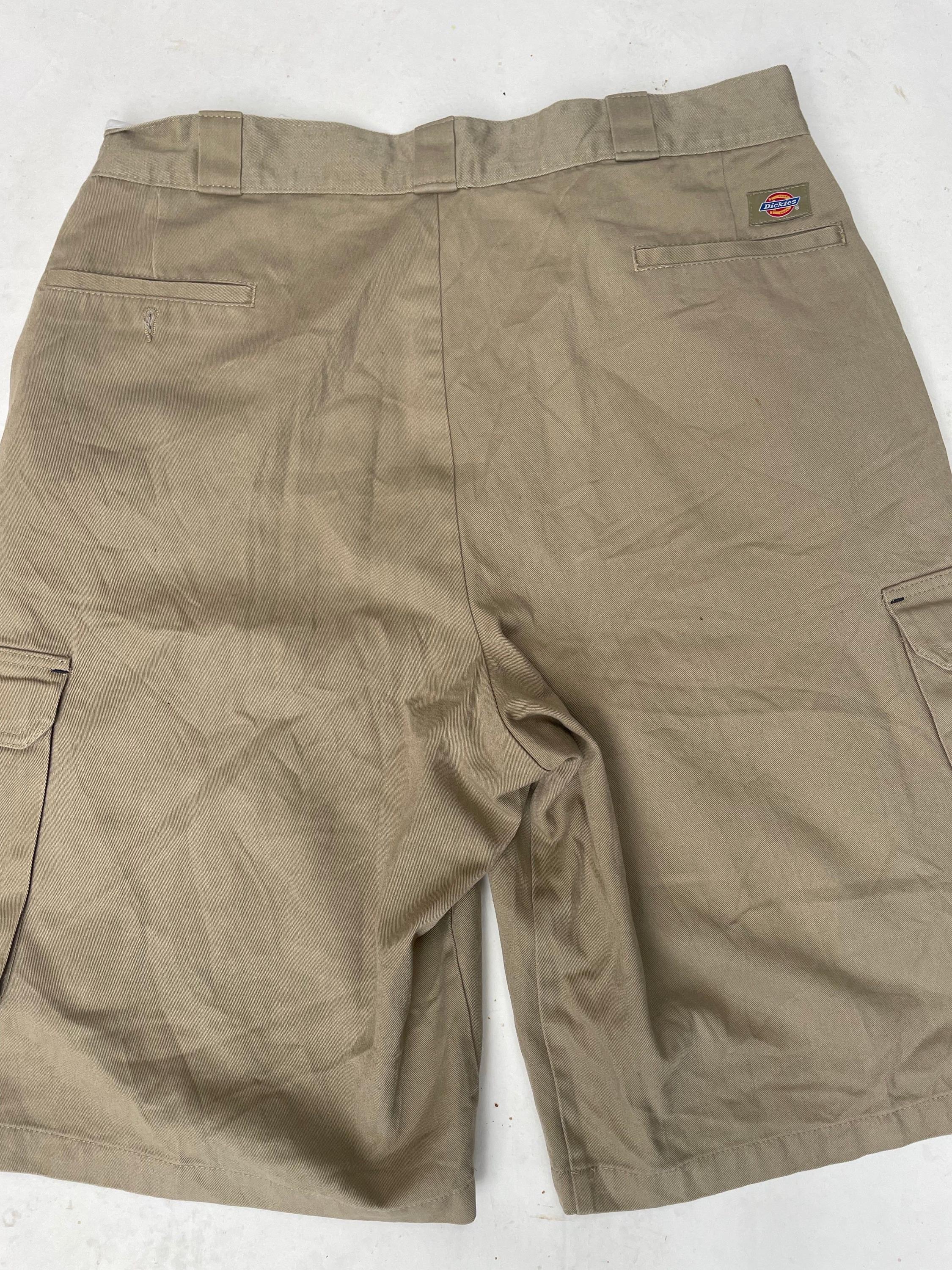 Vintage 90s Dickies Men's Cargo Shorts Size W38 Khaki Work Casual