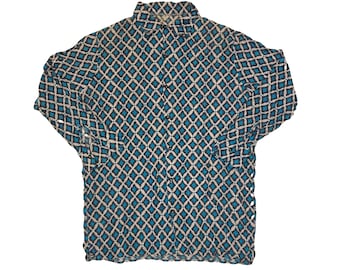 Vintage 1960's to 1970's Spire California Dagger Collar Poly Shirt