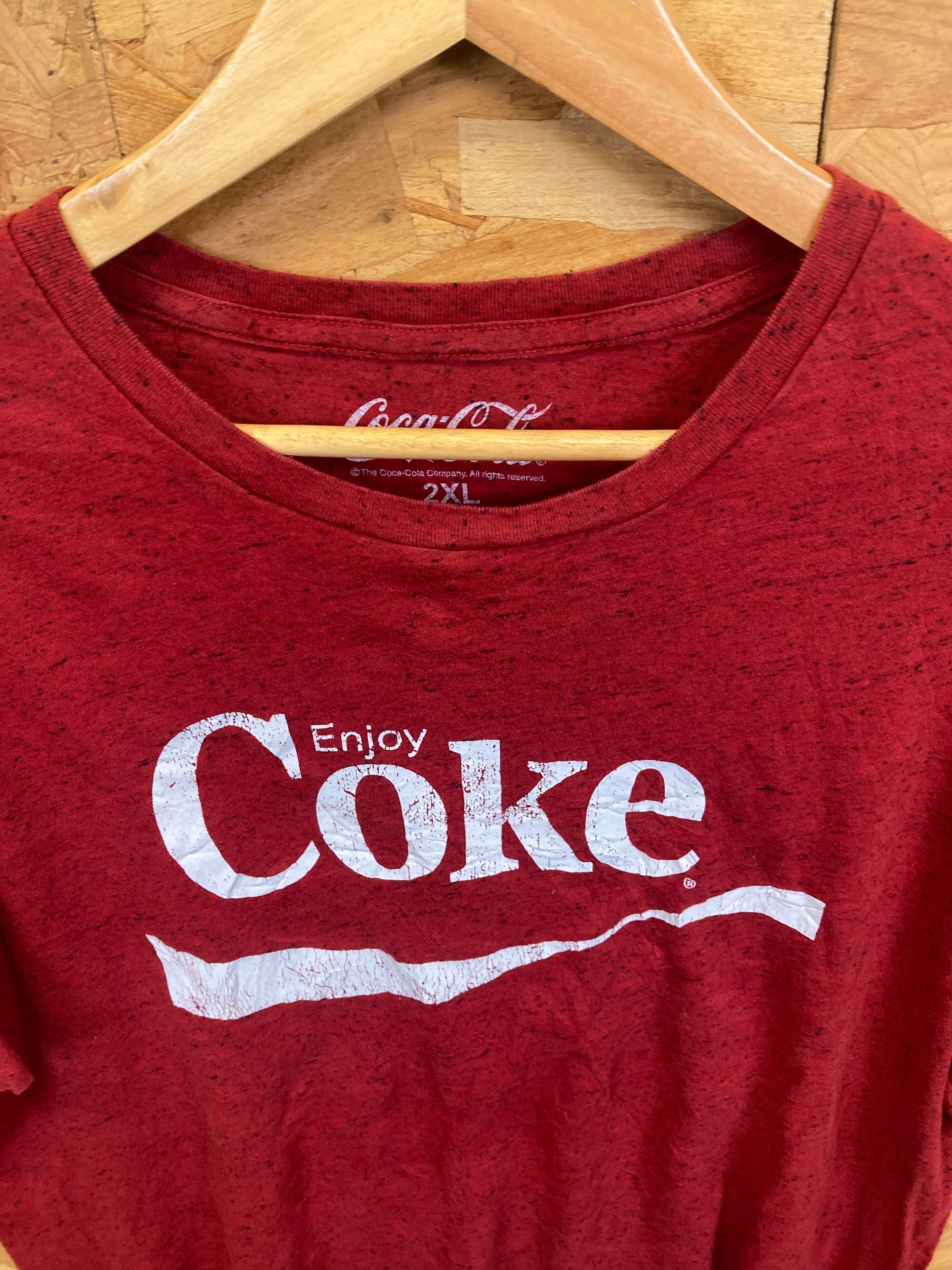 Vintage Y2K Coca-cola Enjoy Coke USA Red Grained T Shirt Size XXL 