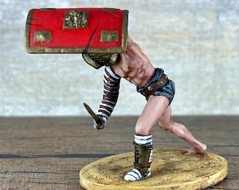 Handcrafted Gladiator Resin Figurines - Unique Collectible Sculpture for Home Decor. Tabletop Miniatures