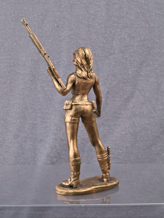 Schöne Mädchen mit einer Schrotflinte Kopfgeldjäger 75mm Scale 1:24 Zinnfigur