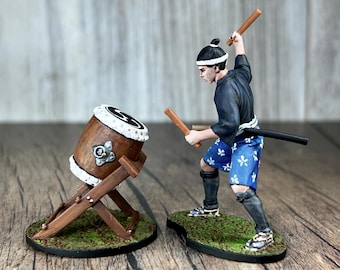 Handcrafted Resin ashigaru taikoi Figurines: Japanese Warrior Miniatures