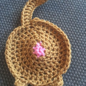 Posavasos de ganchillo con forma de trasero de gato, regalo divertido para amantes de los gatos, posavasos hechos a mano. imagen 2