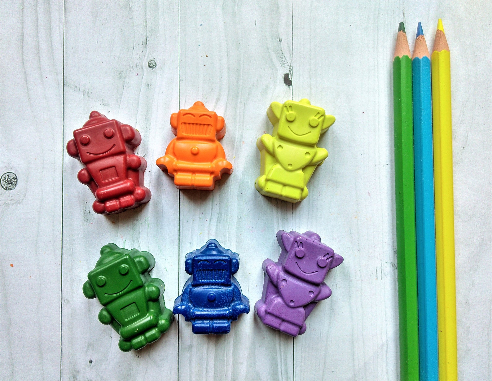 Robot Shaped Crayons Robot Party Favours Nontoxic Crayons Etsy