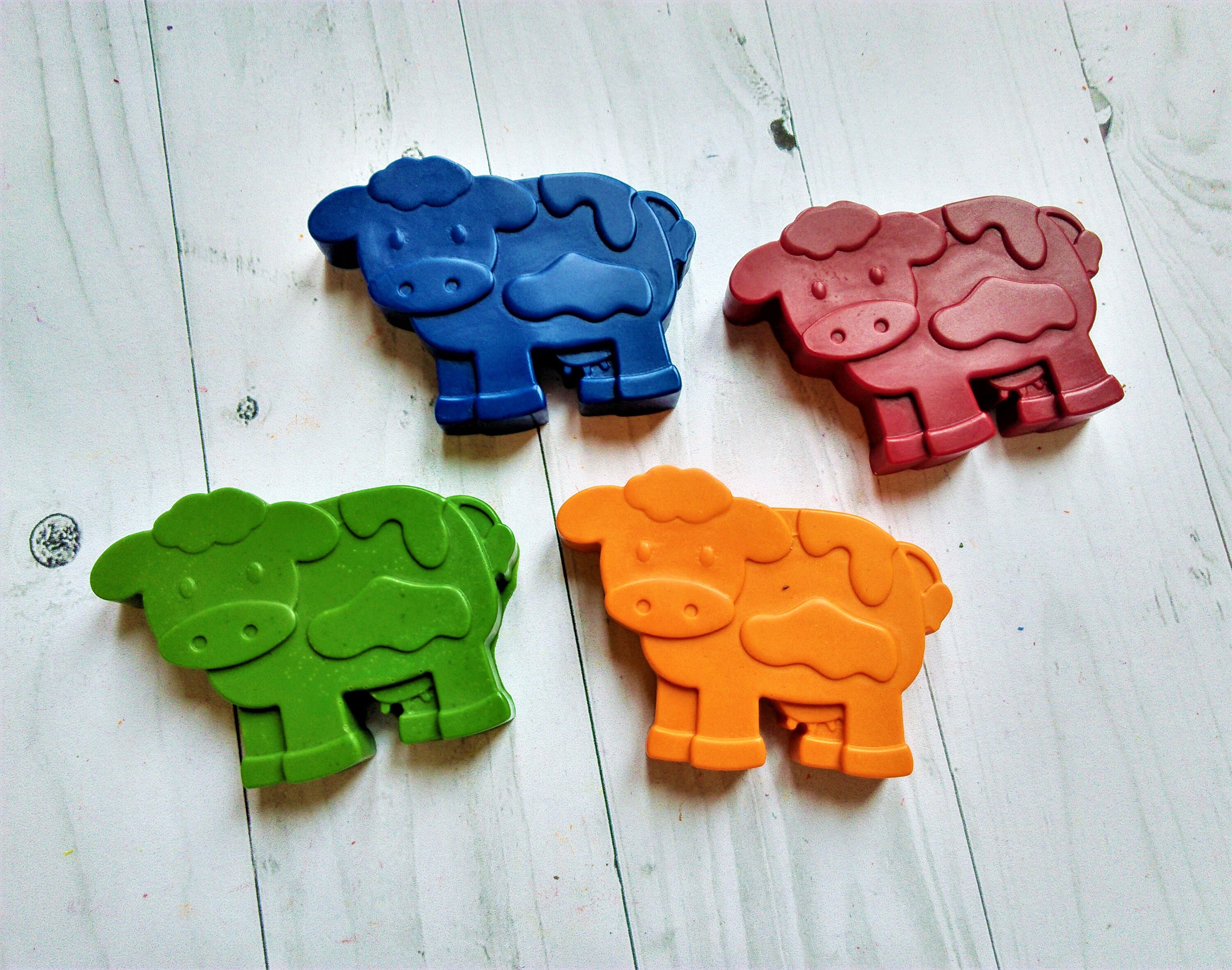 Cow Shaped Crayons Farm Yard Animal Crayon Favours Birthday Etsy