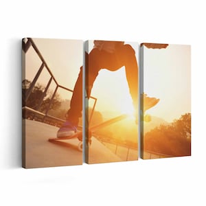 Skateboarding Canvas print || Skateboarding Wall Art || Skateboarding Poster || Skateboarding home decor || Skateboarding Print