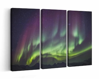 Northern Lights wall art | Canvas or Poster Print (framed) | Color / Black & White