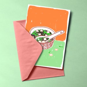 Carte postale SOUPE MISO imprimée en risographie et enveloppe colorée