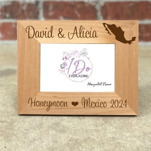 Personalized Mexico Honeymoon Picture Frame, Custom Wedding Gift, Wedding Photo Frame, Keepsake Honeymoon Gift, Mexico Honeymoon Frame