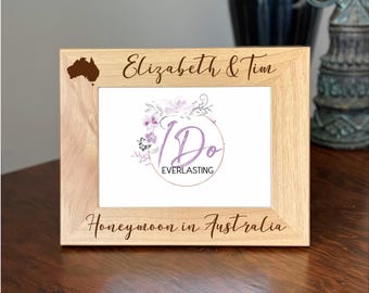 Australia Honeymoon Picture Frame, Australia Keepsake Wedding Gift, Wedding Picture Frame, Vacation Frame, Newlywed Australia Honeymoon